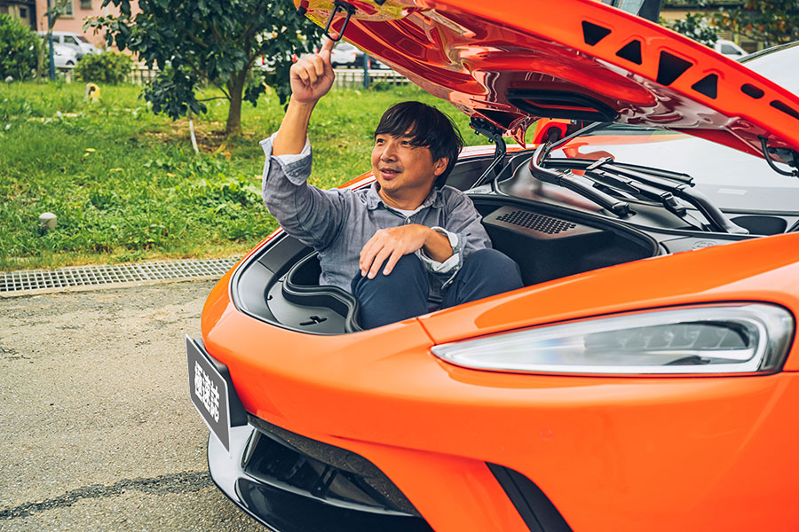 它不是麥拉倫首度嘗試的「GT」跑車,或許第一次成果不如預期,既然如此那就來第二次吧,有請New GT。