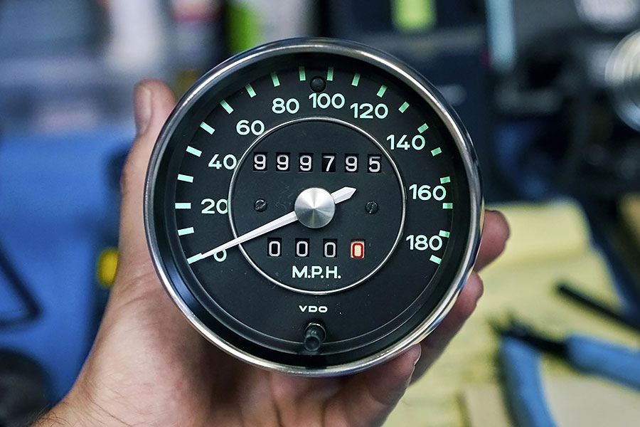 TG和Singer持續發酵的愛情故事現已暴升五個檔,也是時候登堂入室拜會他們的新廠房。