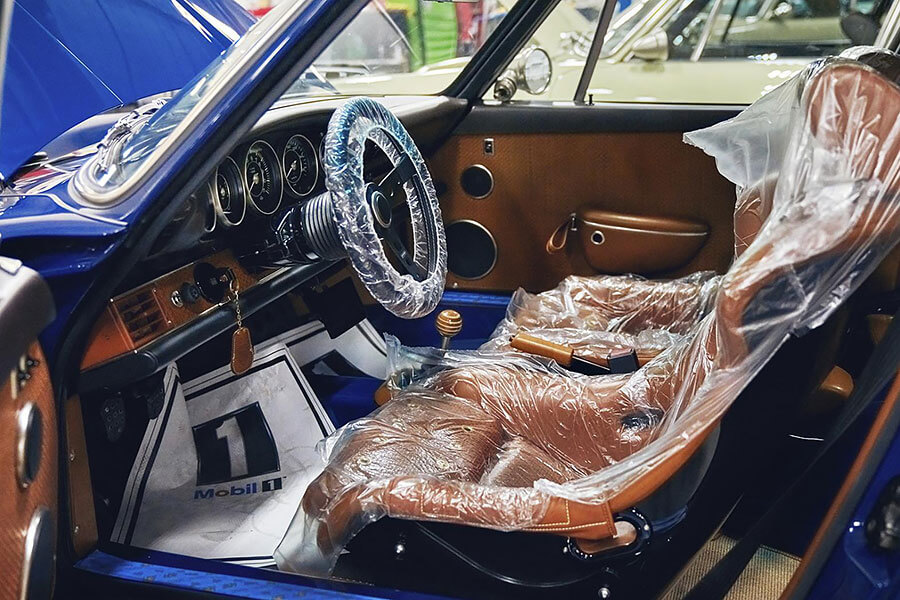 TG和Singer持續發酵的愛情故事現已暴升五個檔,也是時候登堂入室拜會他們的新廠房。