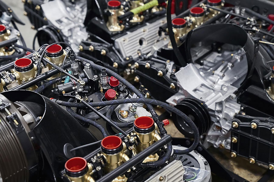 TG和Singer持續發酵的愛情故事現已暴升五個檔,也是時候登堂入室拜會他們的新廠房。