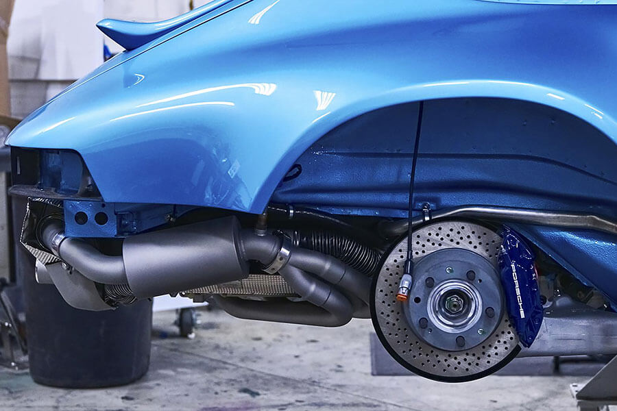 TG和Singer持續發酵的愛情故事現已暴升五個檔,也是時候登堂入室拜會他們的新廠房。