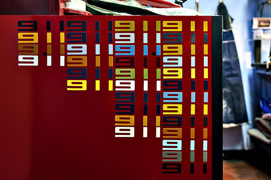 TG和Singer持續發酵的愛情故事現已暴升五個檔,也是時候登堂入室拜會他們的新廠房。