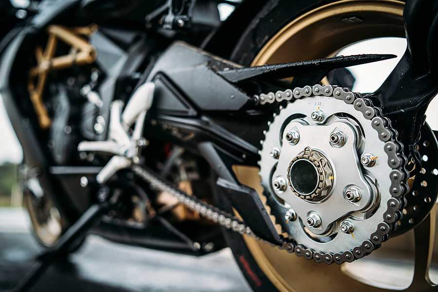 你知道嗎?當義大利人幫一部車冠上超級快的名字時,就真的無須懷疑它真的很快這件事了。