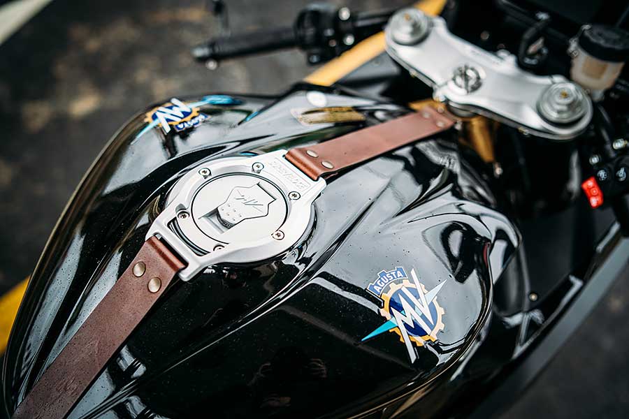 你知道嗎?當義大利人幫一部車冠上超級快的名字時,就真的無須懷疑它真的很快這件事了。