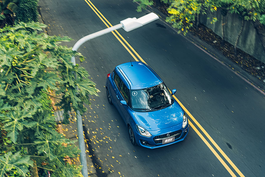 七速CVT的確少了幾分過往激情,但試問,Swift從未熱情如火漫力四射。