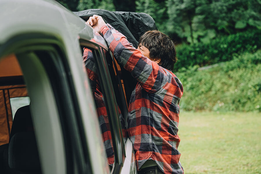 出門露營,最麻煩的就是搭帳與收帳等事項,光是接好營帳支架就可能讓露營之旅以叫罵聲揭開序曲。