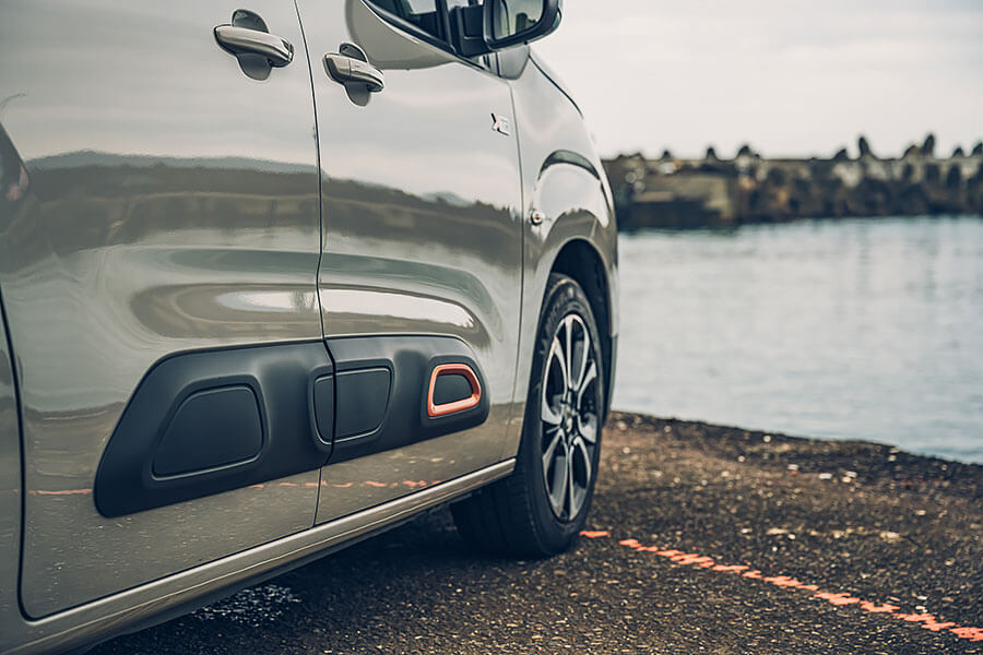 出門露營,最麻煩的就是搭帳與收帳等事項,光是接好營帳支架就可能讓露營之旅以叫罵聲揭開序曲。