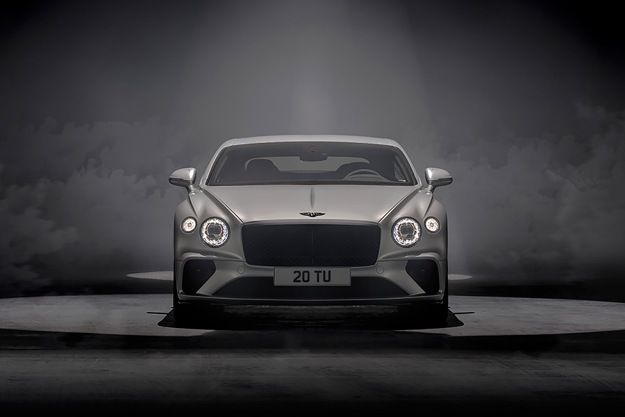 不就只是推出個Speed車型?沒想到就順便打造出了一部史上最速……