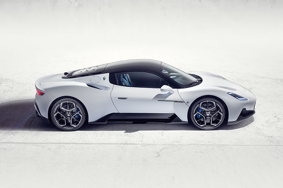 世上超跑何其多,再添一員亦未必能夠引人注目。不過這裡所說的並非一般貨色,而是「瑪莎拉蒂」超跑喔。