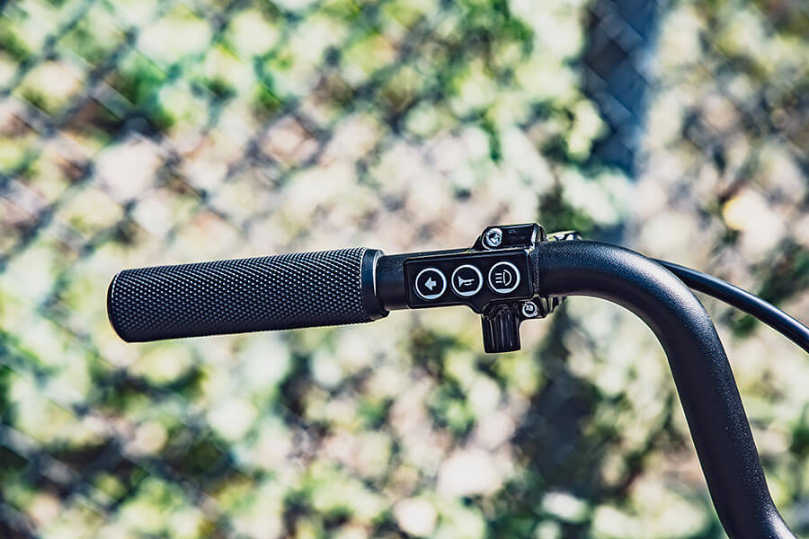 Rough Crafts這些年的成品並不少，每一輛皆為車主精心客制完成心中的那部帥氣模樣，這是客製化的優勢更具稀有獨特性。