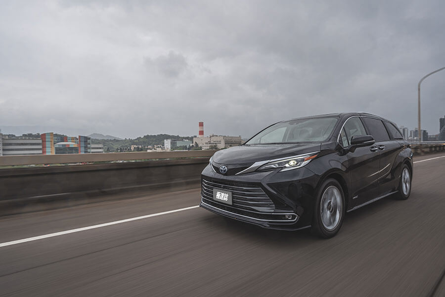 日常購物都懂得選家庭號了,買車又何嘗不是如此呢?