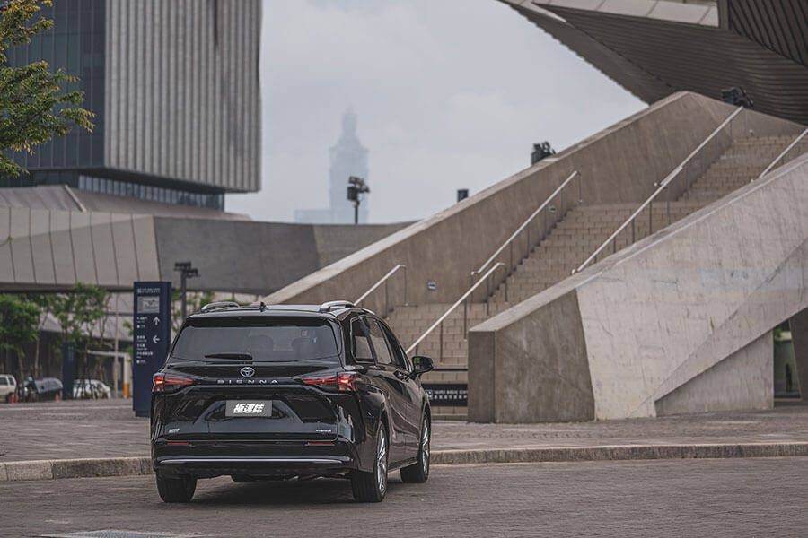 日常購物都懂得選家庭號了,買車又何嘗不是如此呢?