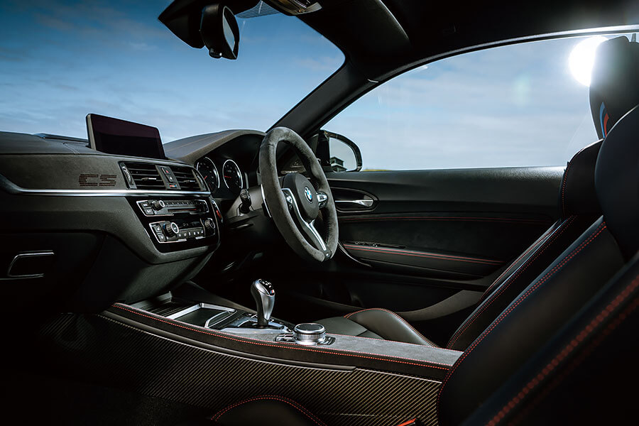 我輩最喜歡的兩款後驅轎跑現已削減重量增強動力,肯定勝似升天吧?