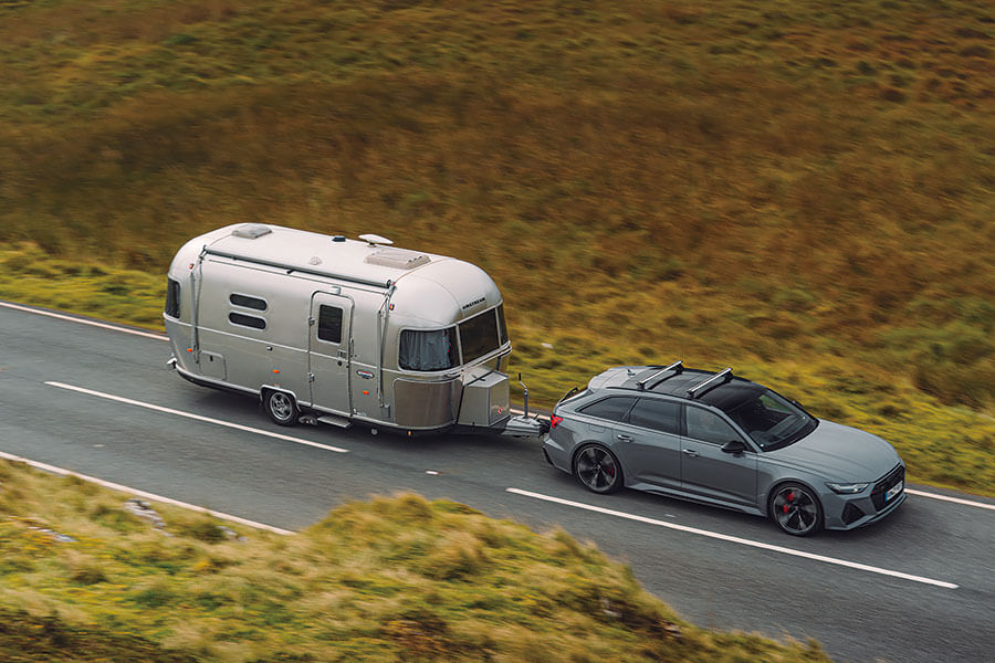 歡度節慶好高興,不過高興之前首先要把你自己和大小行李送抵節日會場。