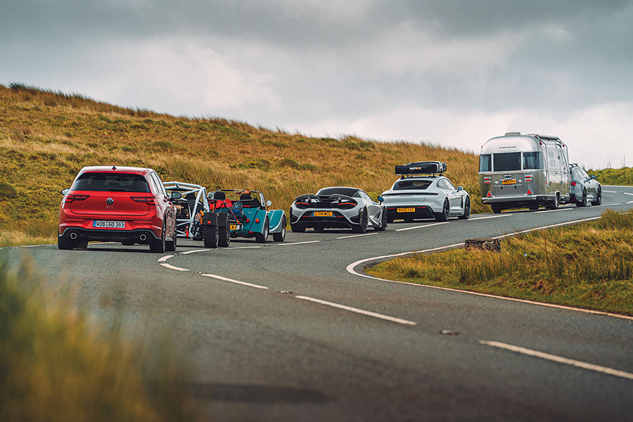 歡度節慶好高興,不過高興之前首先要把你自己和大小行李送抵節日會場。