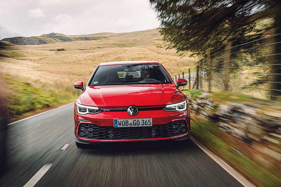 歡度節慶好高興,不過高興之前首先要把你自己和大小行李送抵節日會場。