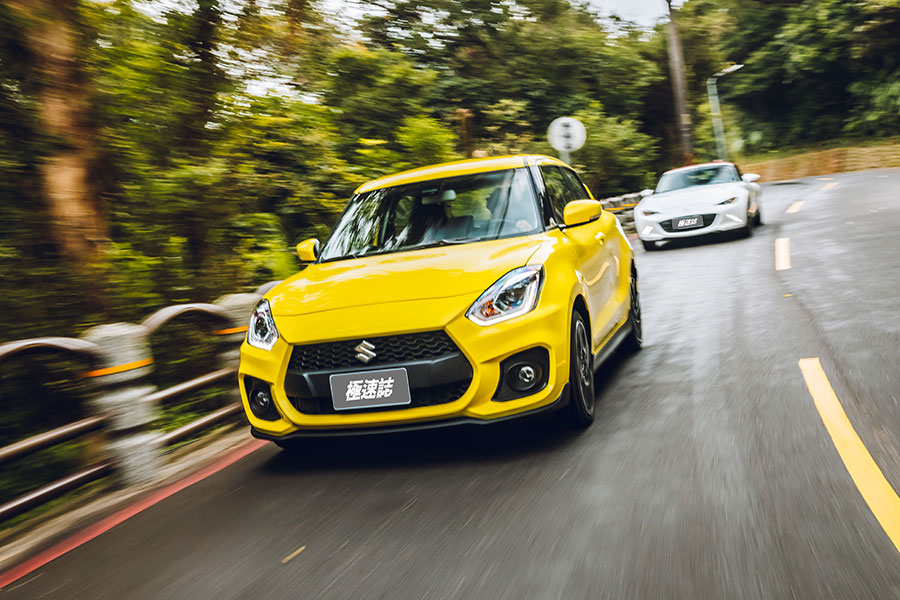 雖然我們享受著自排所帶來的便利與方便,但眼下這兩部手排車,我輩倒覺得比自排還好開,這是甚麼奇妙的邏輯呢!?看下去便知分曉。