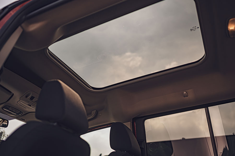 凱弟在商旅車市場上紮根相當深,此次新秀Tourneo Connect是否具備突破防線的本事?我們在此先設下幾道關卡……。