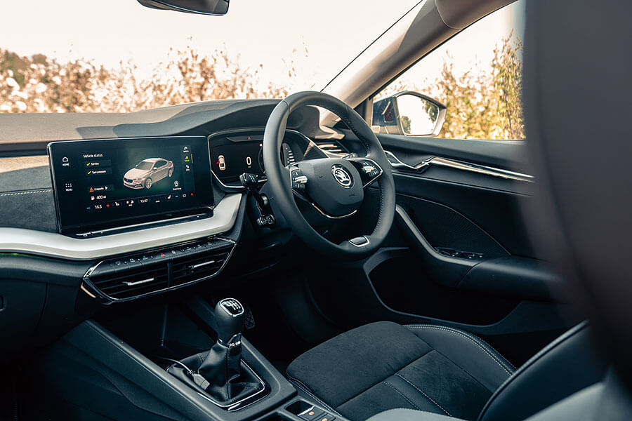 大伯如今依然大談Skoda的舊笑話嗎?是時候讓老人家見識見識了。