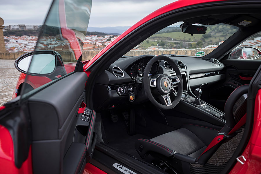 操控樂趣這種事情，當然還是純天然ㄟ尚好。