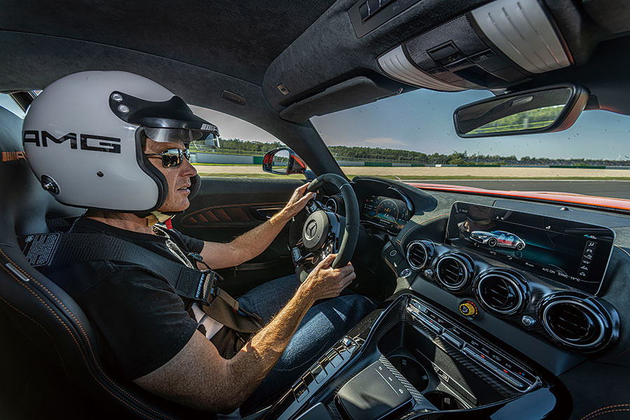 更輕更快更威猛,這些形容大家都聽到厭,那麼Black Series六號機到底有何不同呢?