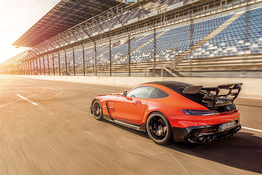 更輕更快更威猛,這些形容大家都聽到厭,那麼Black Series六號機到底有何不同呢?