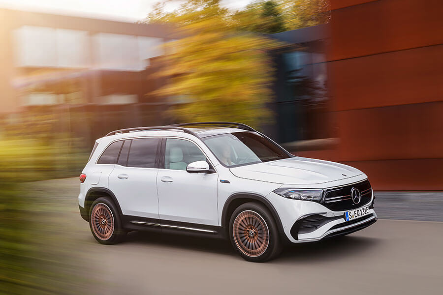 原本被戲稱為家用小冰箱的賓士GLB,這下真的變成名符其實的電冰箱了。