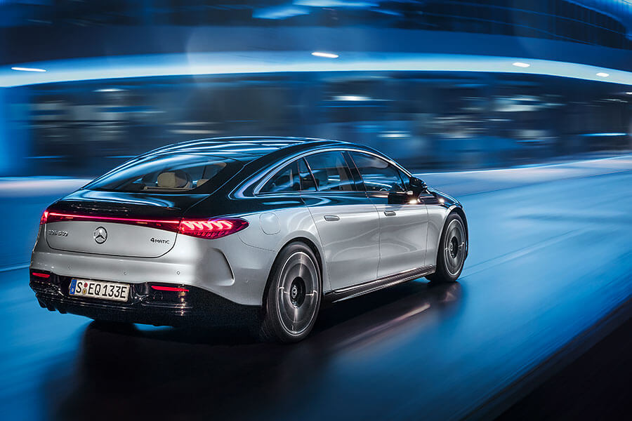 原以為W223 S-Class已經夠科幻了,結果卻沒料到賓士其實早已默默地在打造一艘宇宙太空船。