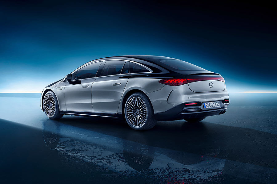 原以為W223 S-Class已經夠科幻了,結果卻沒料到賓士其實早已默默地在打造一艘宇宙太空船。