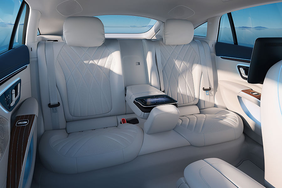 原以為W223 S-Class已經夠科幻了,結果卻沒料到賓士其實早已默默地在打造一艘宇宙太空船。