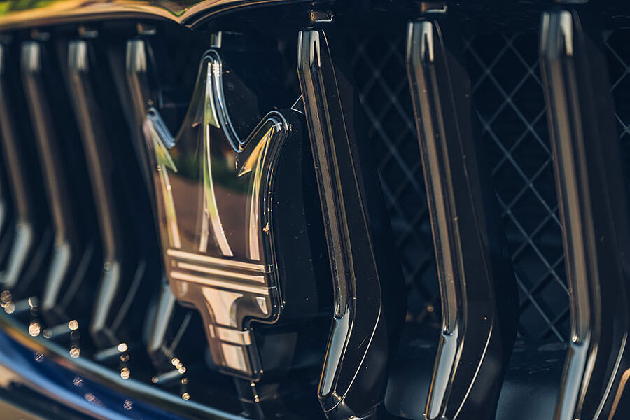 它的香並非單一的,而是綜合諸多感官刺激之大成,或許有點抽象,但人們總是拒絕不了這樣的滋味,義大利的香。