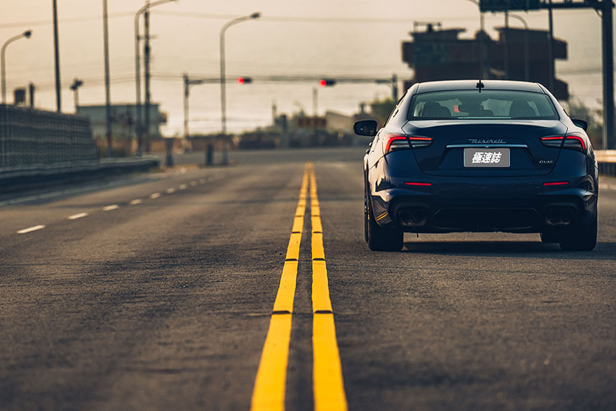 它的香並非單一的,而是綜合諸多感官刺激之大成,或許有點抽象,但人們總是拒絕不了這樣的滋味,義大利的香。