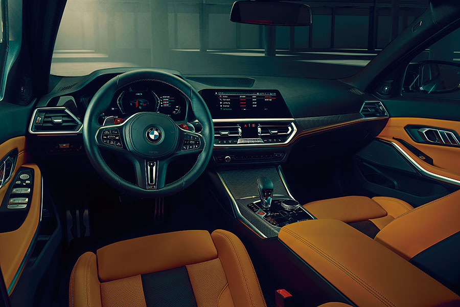 喜歡也好,厭惡也罷,寶馬M3叫人非愛即恨的車鼻造型已成定局,但願內在仍然秉承M3本色吧。