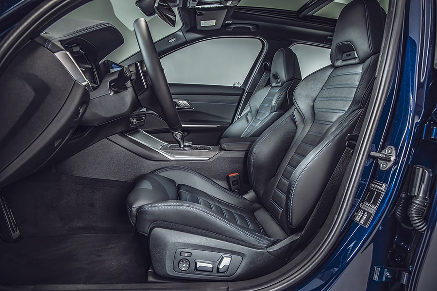 X5 / X7 曜黑版之後,330i / 330i Touring M Sport Midnight Edition夜型版也來搶客啦!