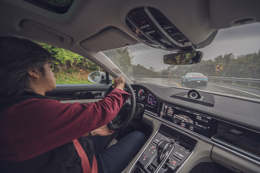 Panamera與Taycan，這組合儼然是經典瑜亮情節的代表作。