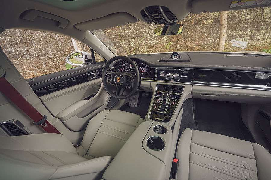 Panamera與Taycan，這組合儼然是經典瑜亮情節的代表作。