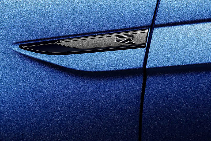 身為福斯家族的年輕代表,保羅豈有不走在流行尖端的道理。