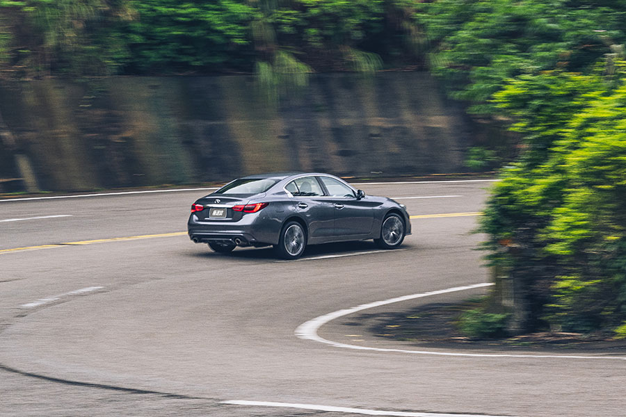 時代的變遷,對於多缸數引擎的愛好,我想是深埋在眾人心中