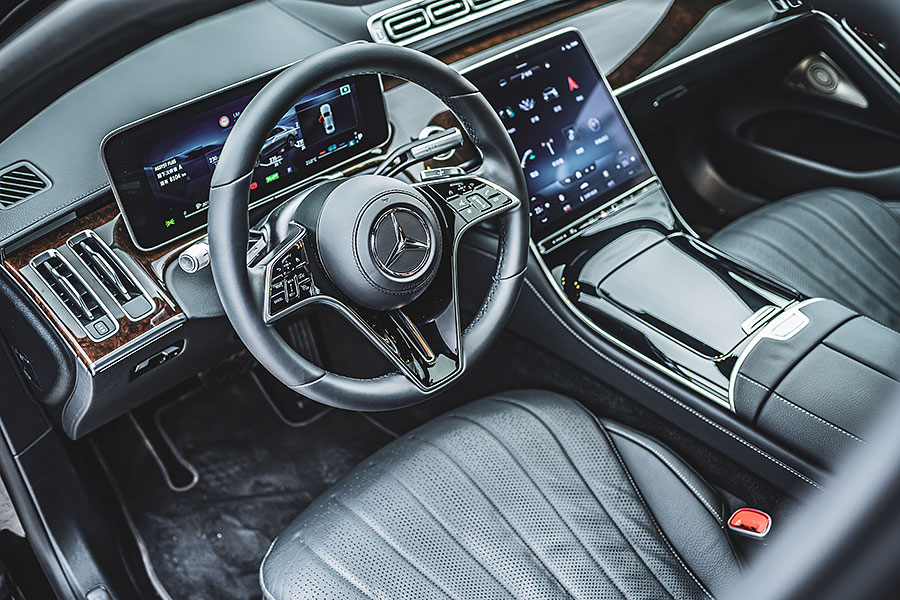 新S其實很有打先鋒之意,真正剿滅戰局的重兵還在後頭。