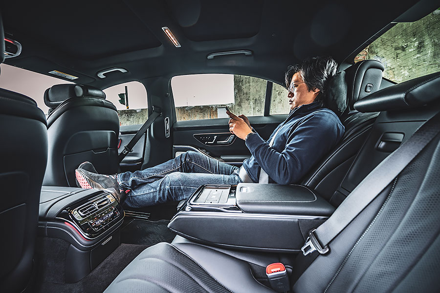 新S其實很有打先鋒之意,真正剿滅戰局的重兵還在後頭。