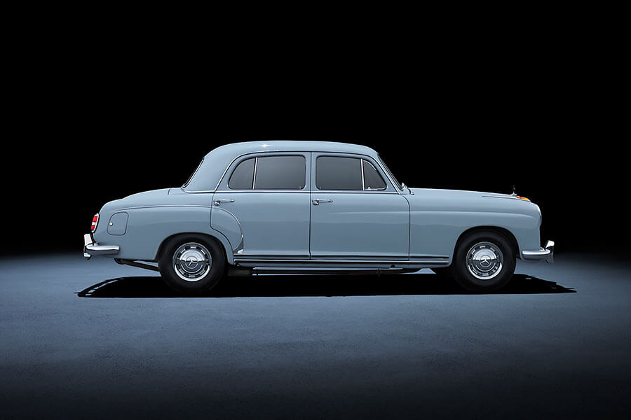 趁著W223 S-Class剛在台灣上市，TG決定來場跨時空之旅，帶領各位一同認識這款豪華三芒星的老祖宗們。