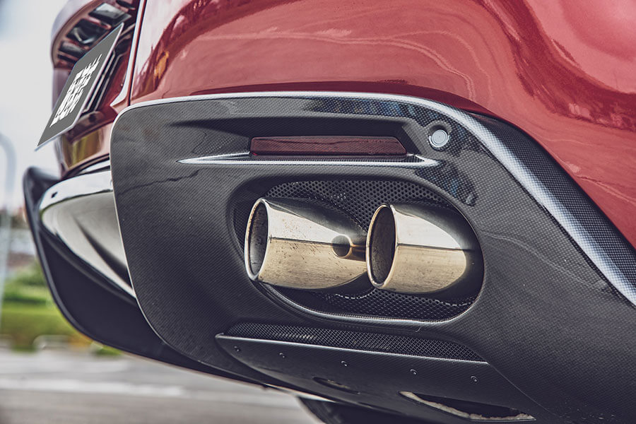 La Nuova Dolce Vita,這個詞代表對1950~60年代羅馬美好生活的懷念,也明確點出法拉利Roma的訴求。