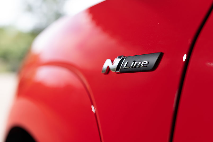 當新車發表會半在賽車場上,可想而知必有大驚喜會發生。