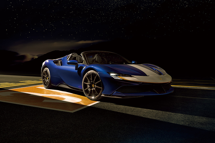 正為往返甲乙兩地而尋找插充式混能的明智選擇嗎?把法拉利放進候選名單吧。