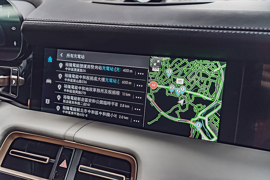 駕著一輛2.8秒快車,我需要到山中尋求平靜心靈之處。