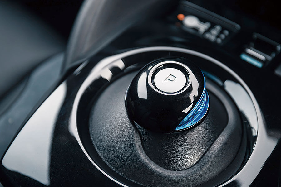 福斯全電動新血應該可以大勝日產老江湖,不是嗎?可是對上人人皆欲除之而後快的電動對手,結果又會鹿死誰手呢?