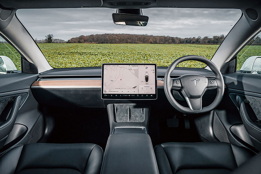 福斯全電動新血應該可以大勝日產老江湖,不是嗎?可是對上人人皆欲除之而後快的電動對手,結果又會鹿死誰手呢?