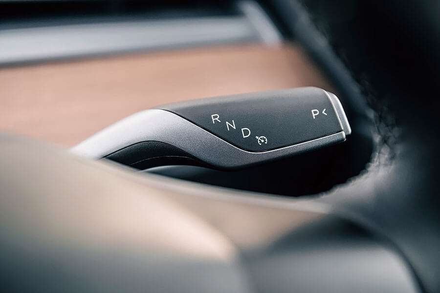 福斯全電動新血應該可以大勝日產老江湖,不是嗎?可是對上人人皆欲除之而後快的電動對手,結果又會鹿死誰手呢?