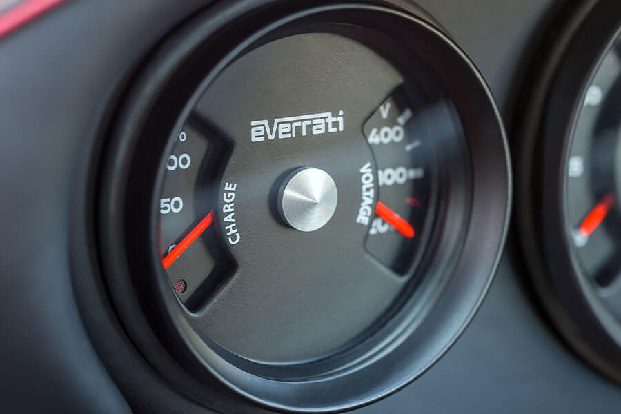 電氣轉生術都是一些天理不容的邪魔歪道?醒醒吧,你只是不願承認電動車也能如此有趣罷了。