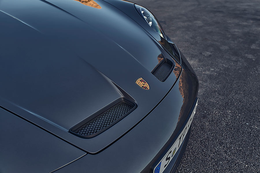 少了尾巴，多了貴氣，Porsche 911 GT3 Touring威力照樣包你滿意。